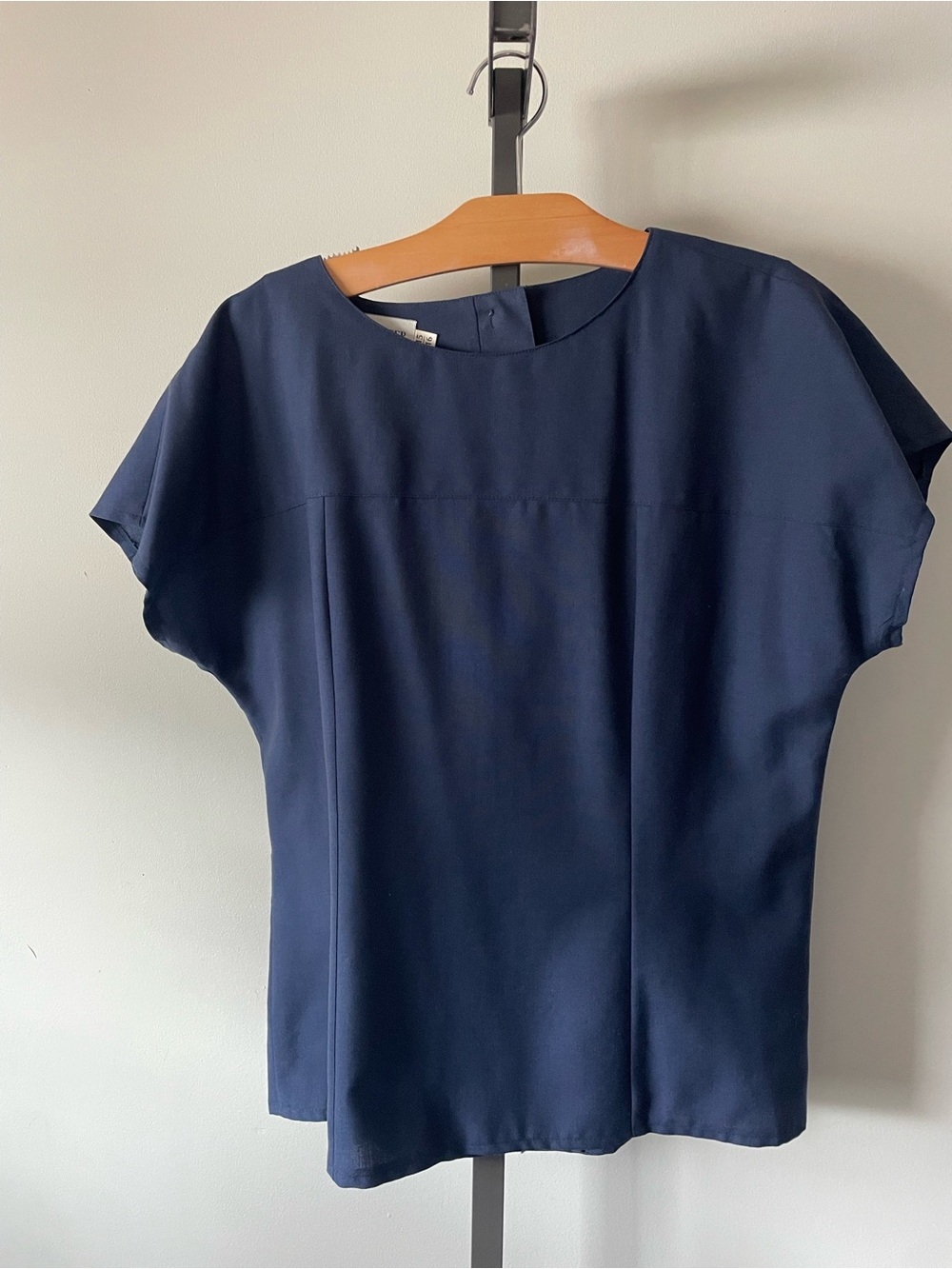 Vintage 100% Wool Shirt Top Blouse By Hobnobber Canada Blue Batwing Sleeve - Picture 7 of 7